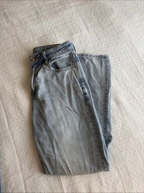 American Eagle Outfitters Strigid Jeans